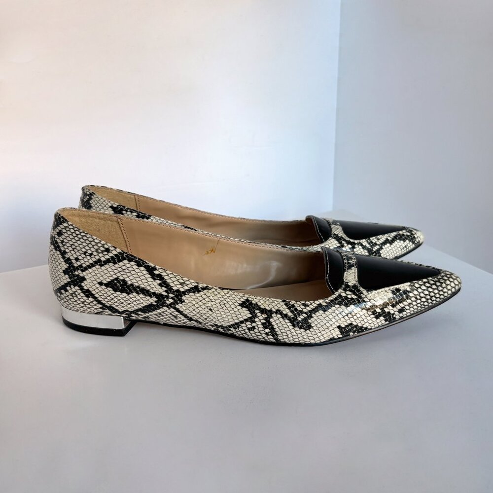 Expression Snakeskin Pointed Toe Flats, Black & Off White with Low Heel, sz 6 - Picture 2 of 7